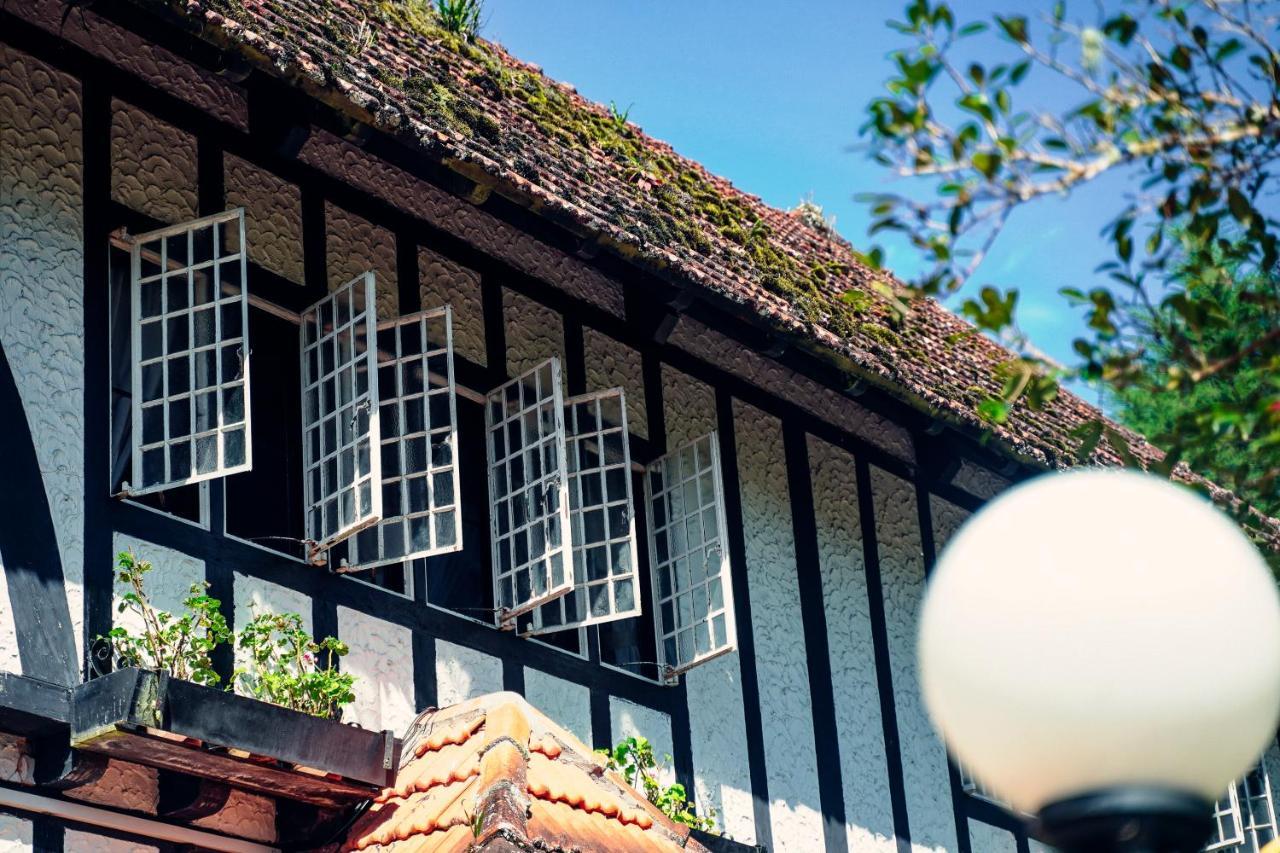 The Smokehouse Hotel & Restaurant Cameron Highlands Exterior photo